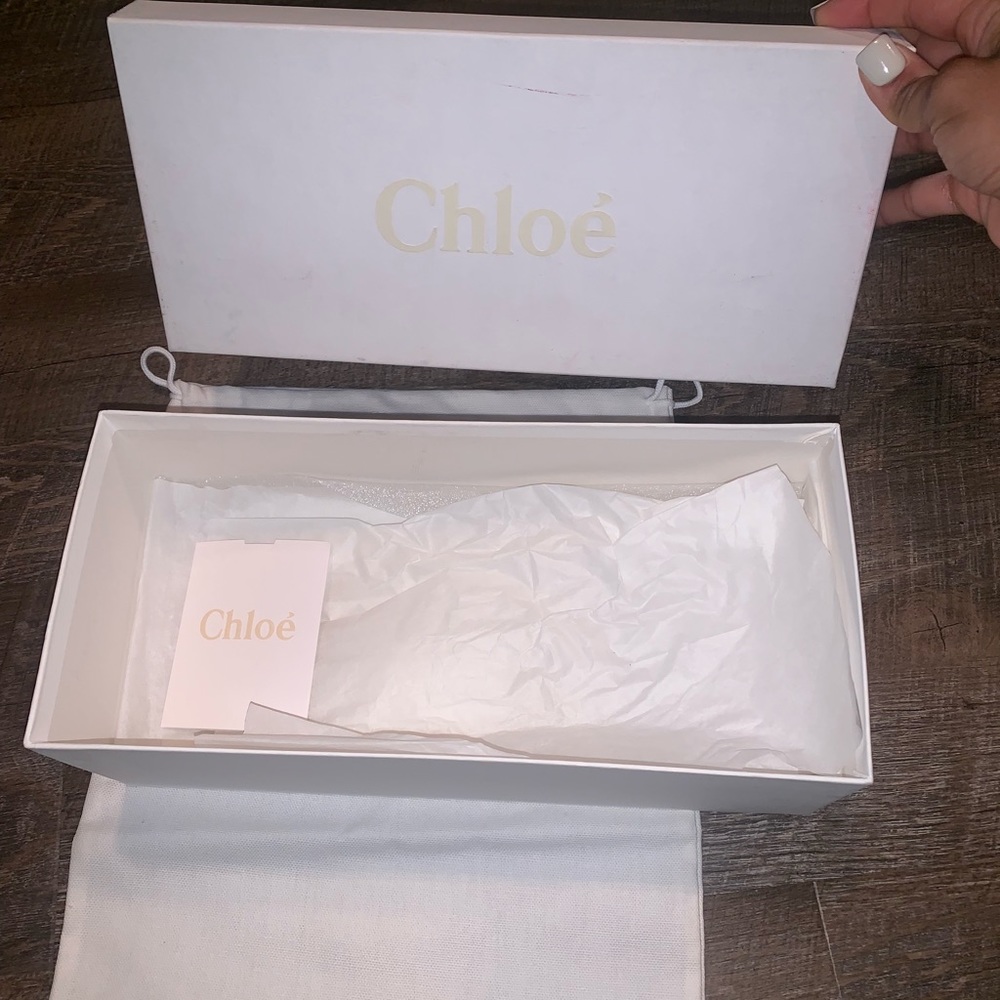 Chloe shoe box & dust bag